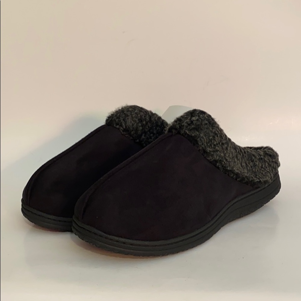 Magtoe Men’s House slippers shoes NWT Size 7-8